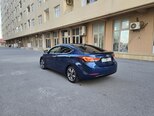 Hyundai Elantra-18