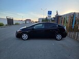 Toyota Prius-11