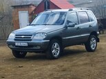 Chevrolet Niva-4