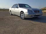 Mercedes E 240-6