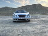 Mercedes E 240-3
