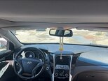 Hyundai Sonata-12