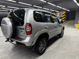Chevrolet Niva-8