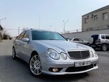 Mercedes E 320 4MATIC-1