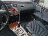 Mercedes E 240-8