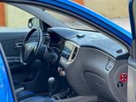Kia Rio-12