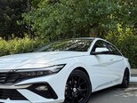 Hyundai Elantra-4
