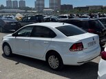 Volkswagen Polo-11