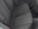 Hyundai Accent-12
