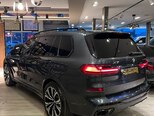 BMW X7-7