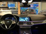 BMW X7-8