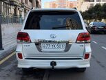 Toyota Land Cruiser-14