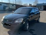 Kia Rio-10
