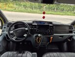 Ford Transit-13