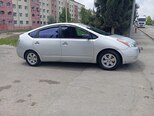 Toyota Prius-4