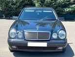 Mercedes E 280-1