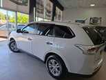 Mitsubishi Outlander-6