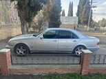 Mercedes E 240-8