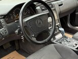Mercedes E 240-9