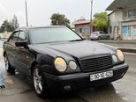 Mercedes E 240-12