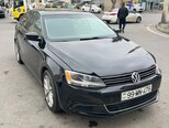 Volkswagen Jetta-5