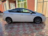 Toyota Prius-5