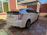 Toyota Prius-7