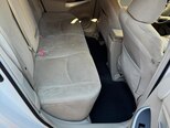 Toyota Prius-12