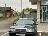 Mercedes 190-1