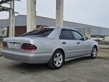 Mercedes E 240-4