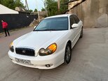 Hyundai Sonata-1