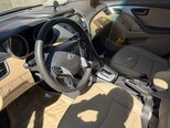 Hyundai Elantra-12