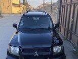Mitsubishi Pajero io-7