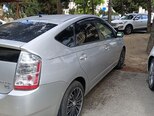 Toyota Prius-4