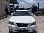 Hyundai Sonata-1