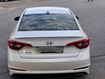 Hyundai Sonata-15