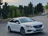 Hyundai Sonata-4
