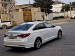 Hyundai Sonata-16