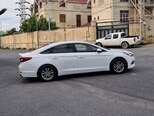 Hyundai Sonata-13