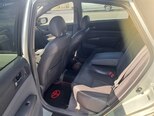 Toyota Prius-6