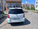 Opel Zafira-2