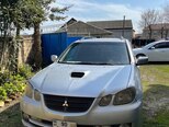 Mitsubishi Airtrek-1