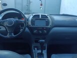 Toyota RAV4-12