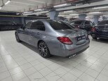 Mercedes E 220 d-4