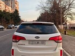 Kia Sorento-4