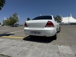 Nissan Sunny-7