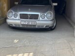 Mercedes E 300-4