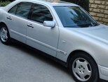 Mercedes E 300-8