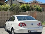 Volkswagen Passat-5