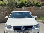 Volkswagen Passat-1
